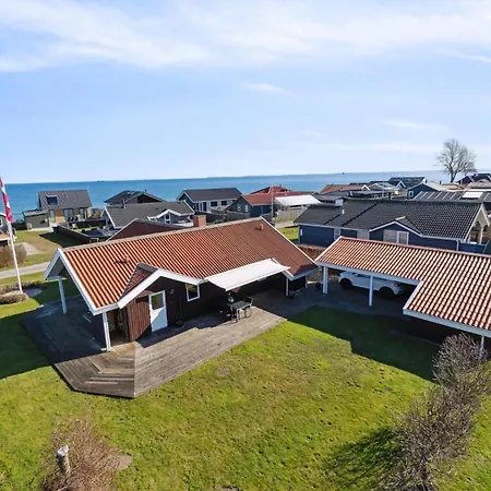 度假居 Sea Views And Life On North Funen